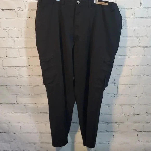 Dickies Men's FLEX Relaxed Fit Straight Leg Cargo Pants Black w Zipper Pocket 52 - Picture 1 of 9